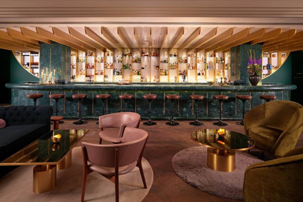 Le-Dandelyan-de-Londres-élu-meilleur-bar-à-cocktails-monde