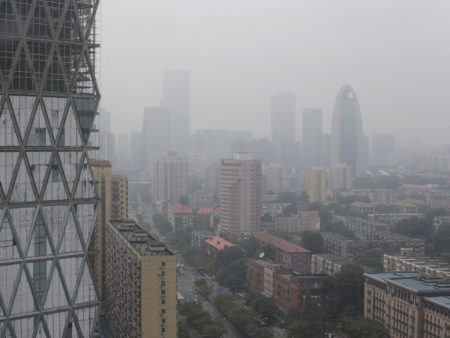 Pékin va fermer un millier d'usines d'ici à 2020 pour lutter contre la pollution