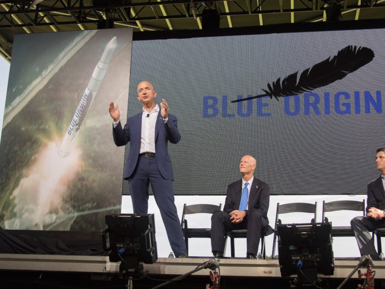 Jeff Bezos dit qu'il liquide pour 1 Md$ d'actions Amazon chaque année pour financer son entreprise spatiale Blue Origin