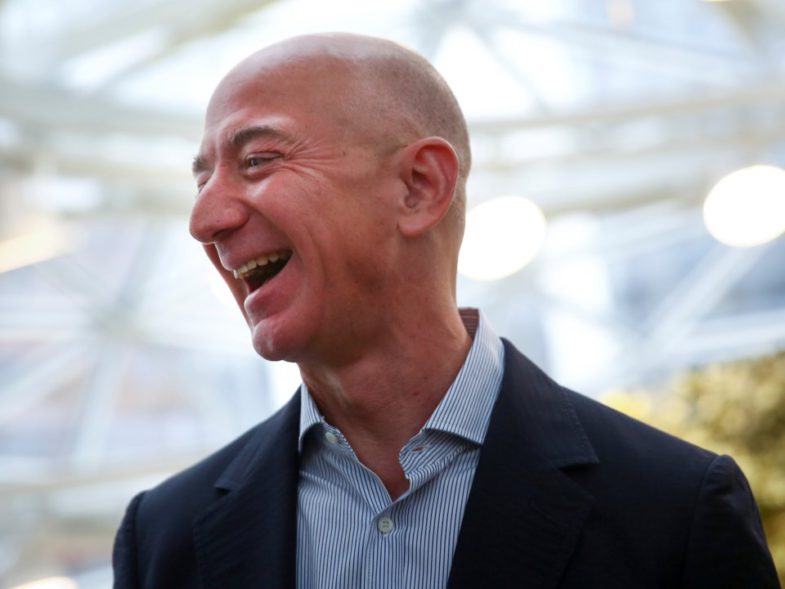 Jeff Bezos vient enfin de révéler combien de personnes payent pour Amazon Prime