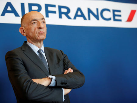 Le PDG d'Air France démissionne après que les salariés rejettent le projet d'accord pour mettre fin à la grève