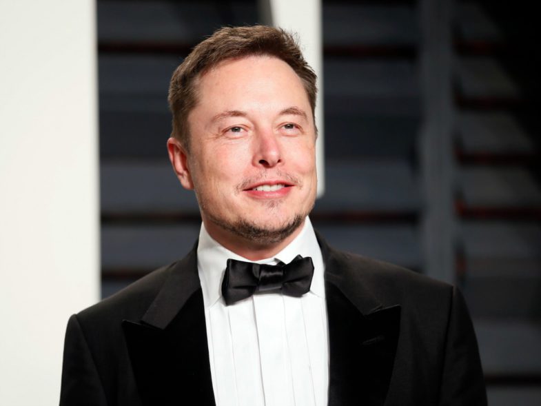 Elon Musk ne suit que 6 personnes sur Twitter — et elles n'ont pas toutes un rapport avec la tech