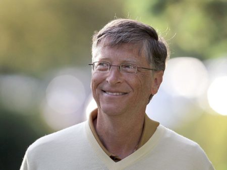 Voici la routine quotidienne du milliardaire Bill Gates qui aime les cheeseburgers, visite les silos à missiles et fait la vaisselle tous les soirs