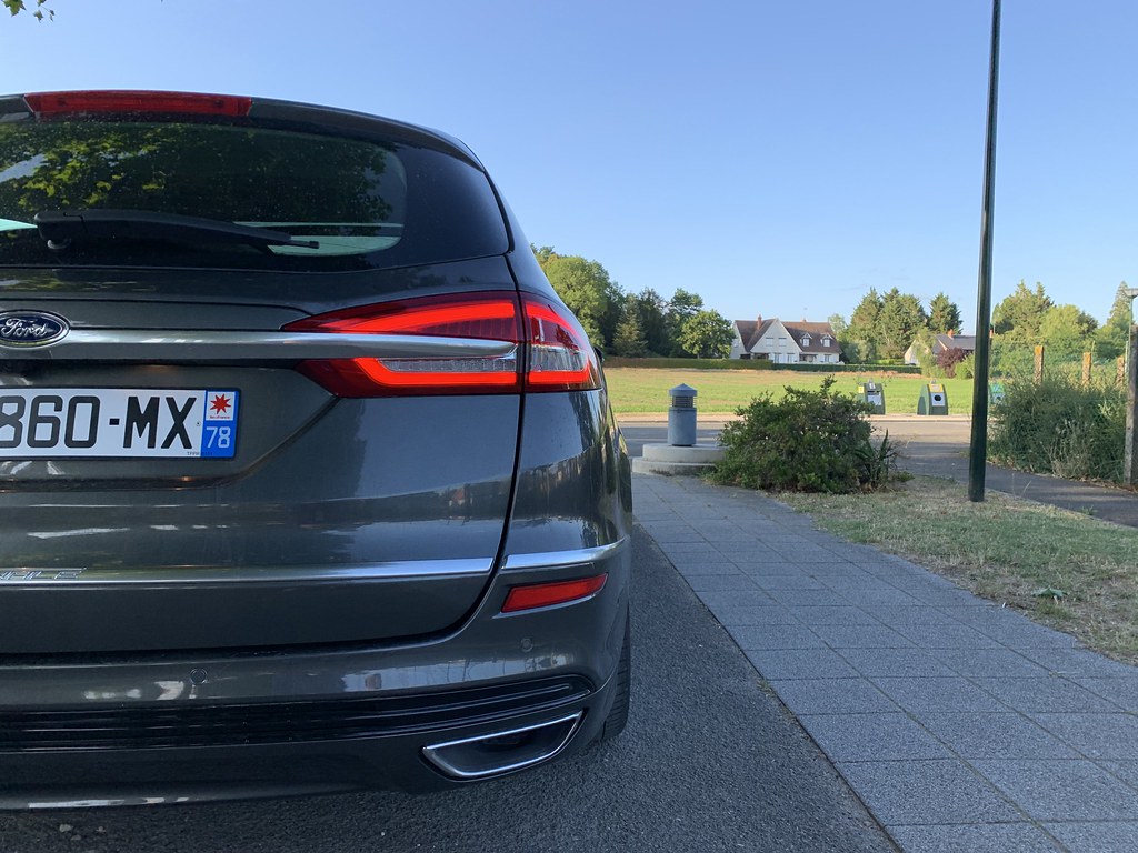 Ford Mondeo SW Hybrid Vignale