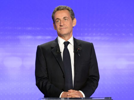 Nicolas Sarkozy lors du dernier débat de la primaire de la droite, le 17 novembre 2016. REUTERS/Christphe Archambault