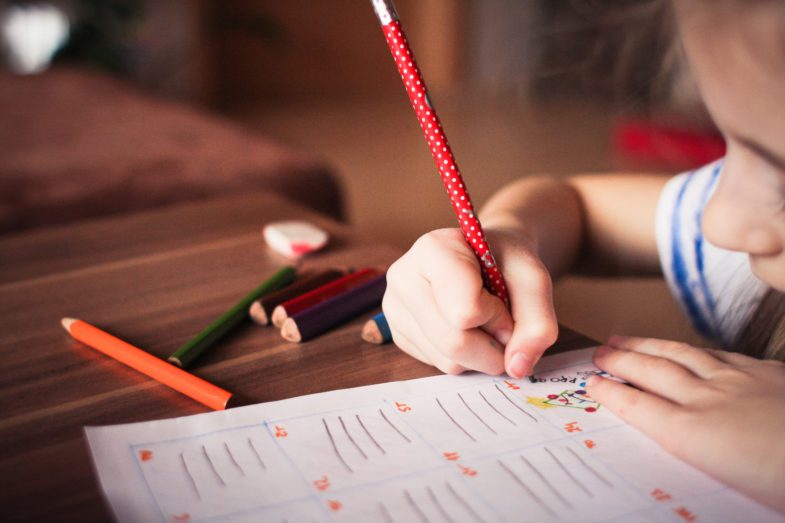 écrire, enfant, liste, crayon