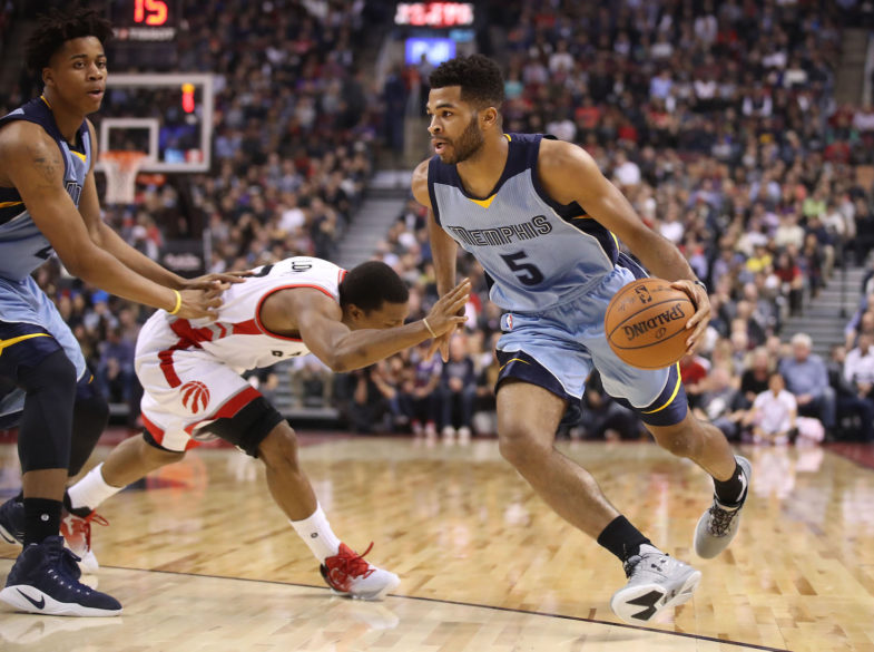 Andrew Harrison de l'équipe de Memphis Grizzlies. Tom Szczerbowski-USA TODAY Sports