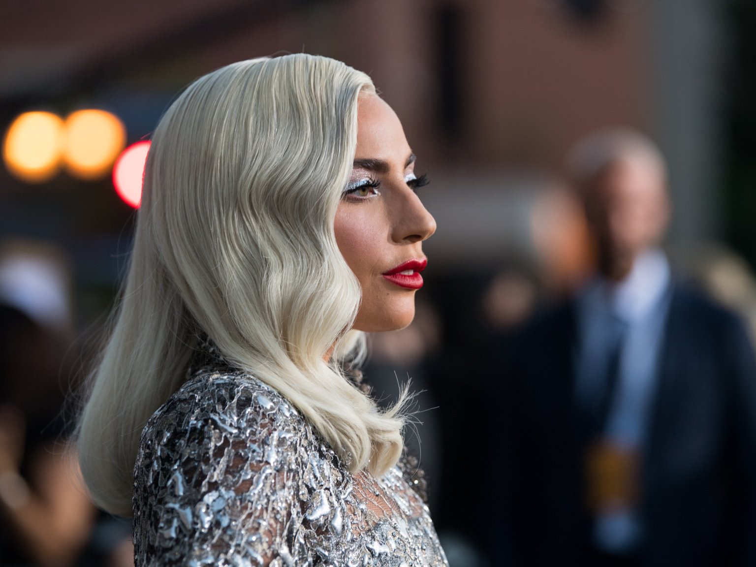 Lady Gaga lance en exclusivité sur Amazon sa marque de maquillage Haus Laboratories