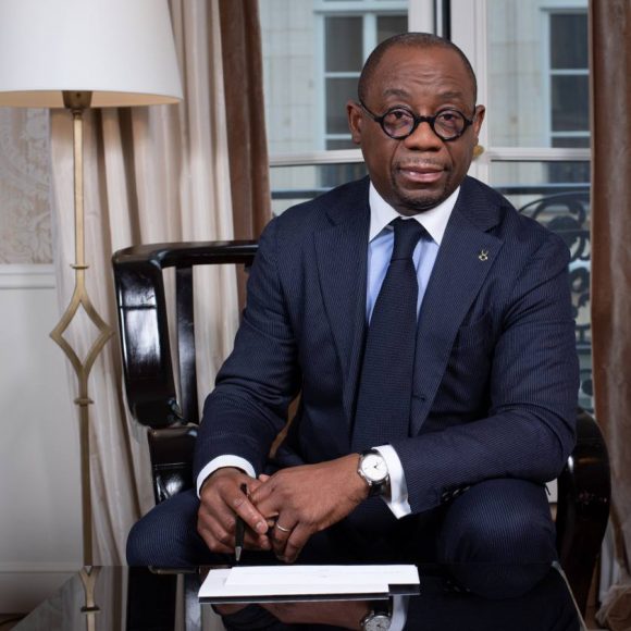 Portrait de Serge Ekue